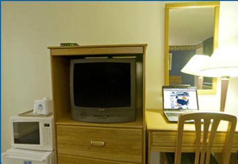 Americas Best Value Inn-Wethersfield/Hartford Room photo